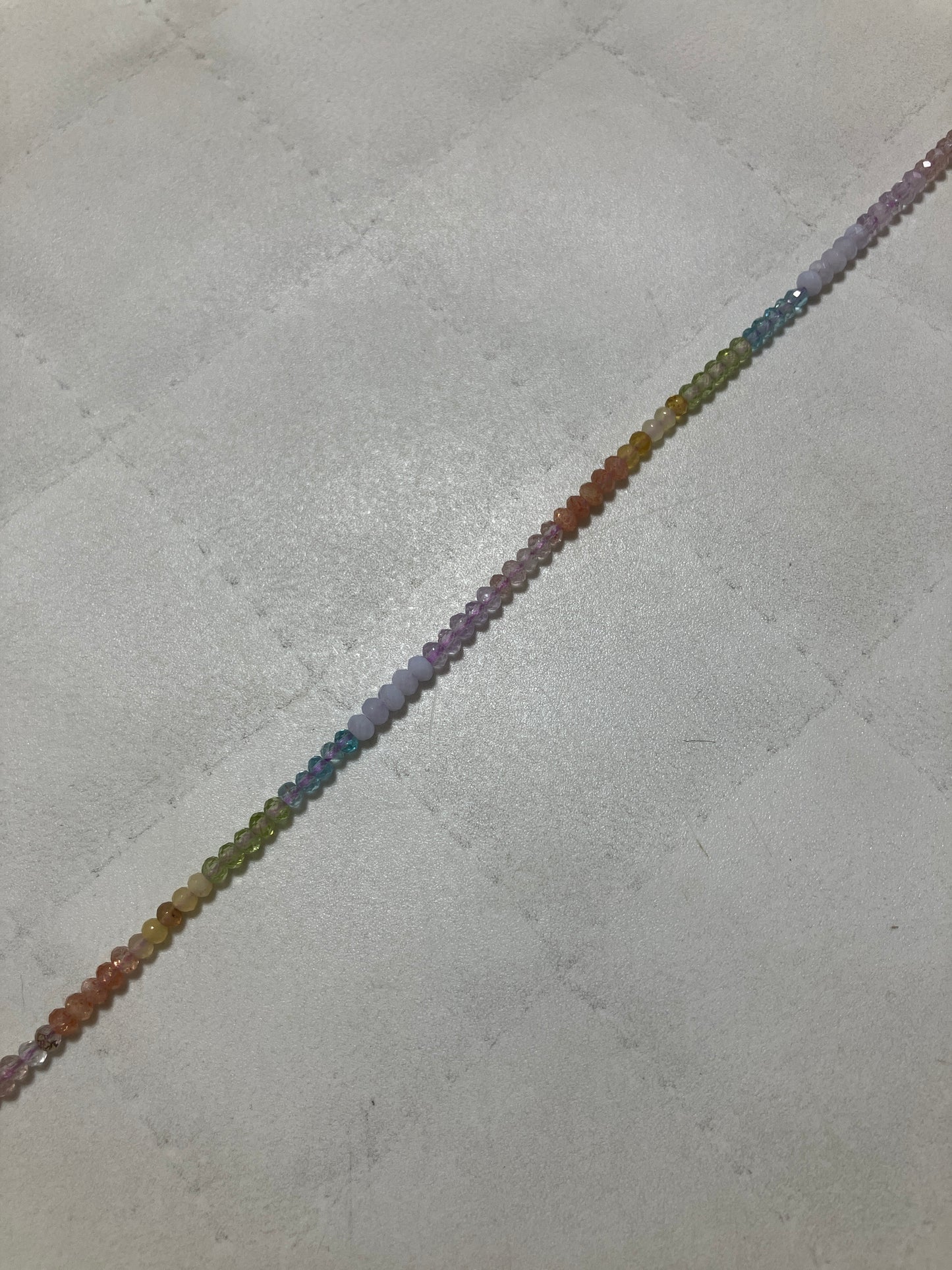 kao.xさん 241018 天然石ビーズ