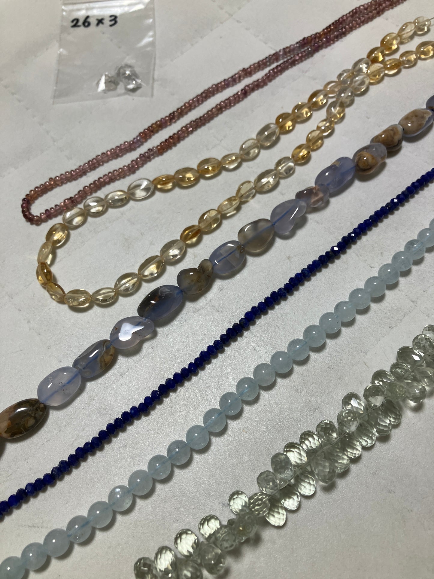 mahinekoさん 260901 天然石ビーズ