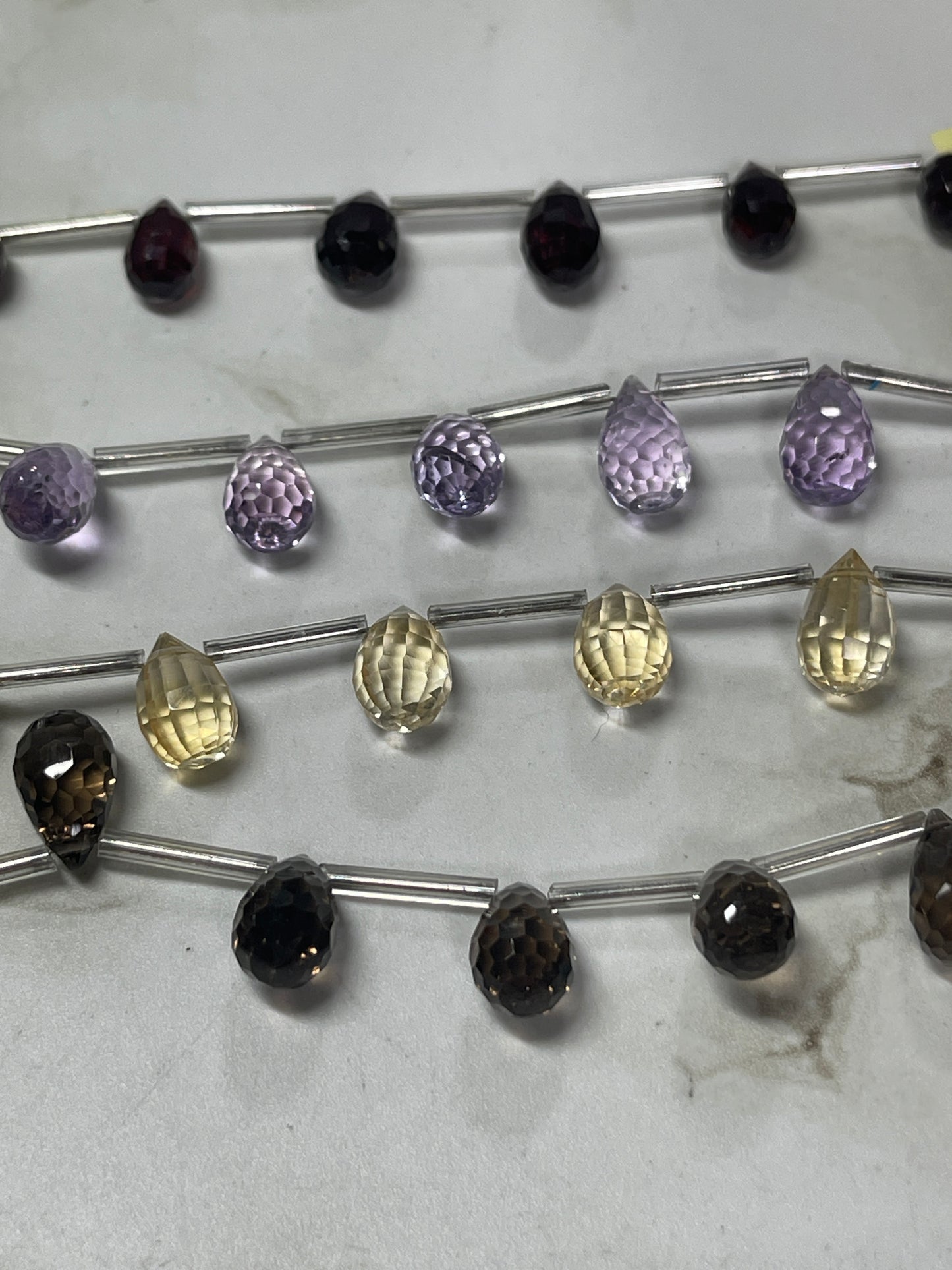 handmadeshopizumoさん 241111 天然石ビーズ