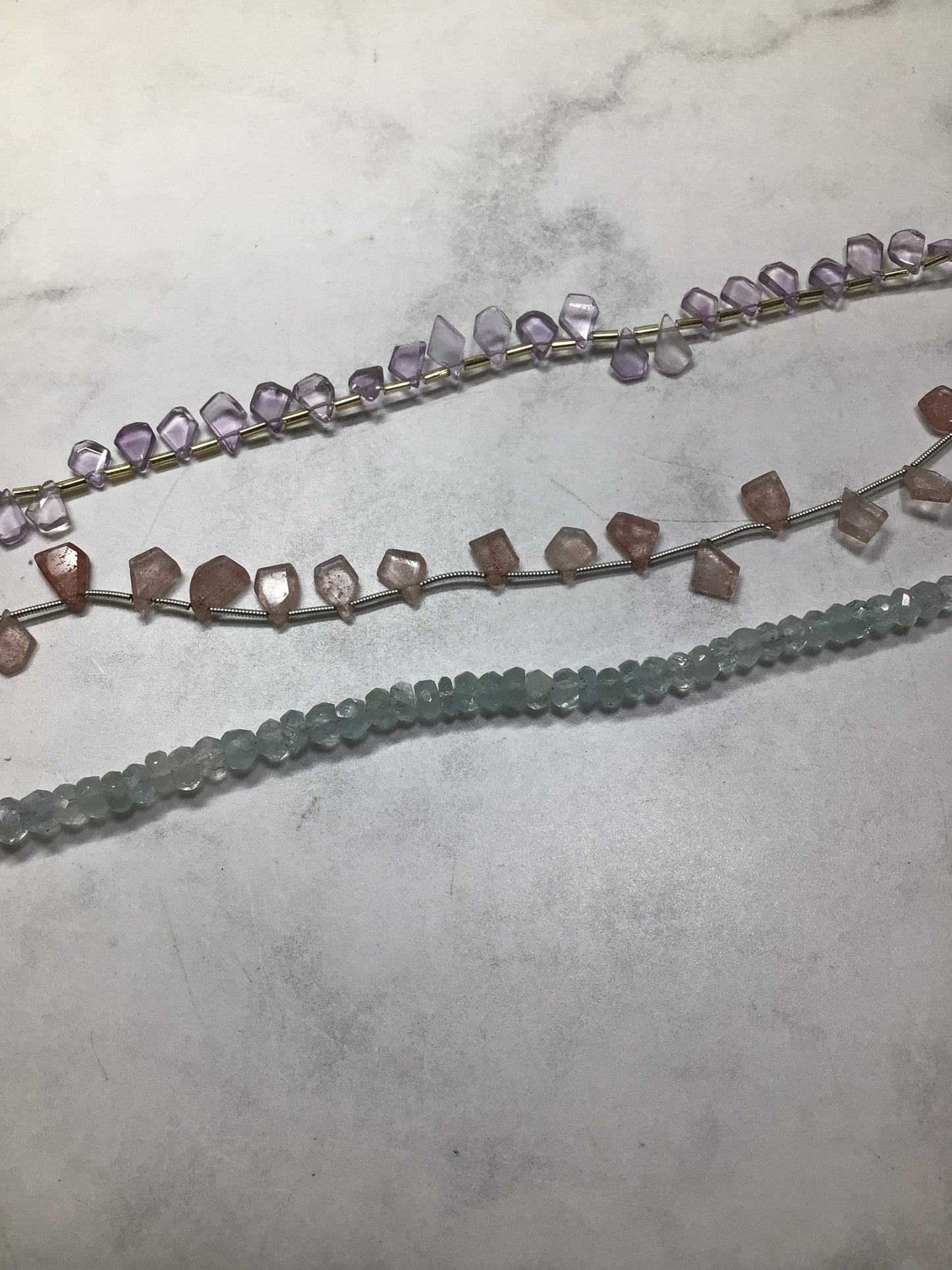 325honeybeeさん 250523 天然石ビーズ