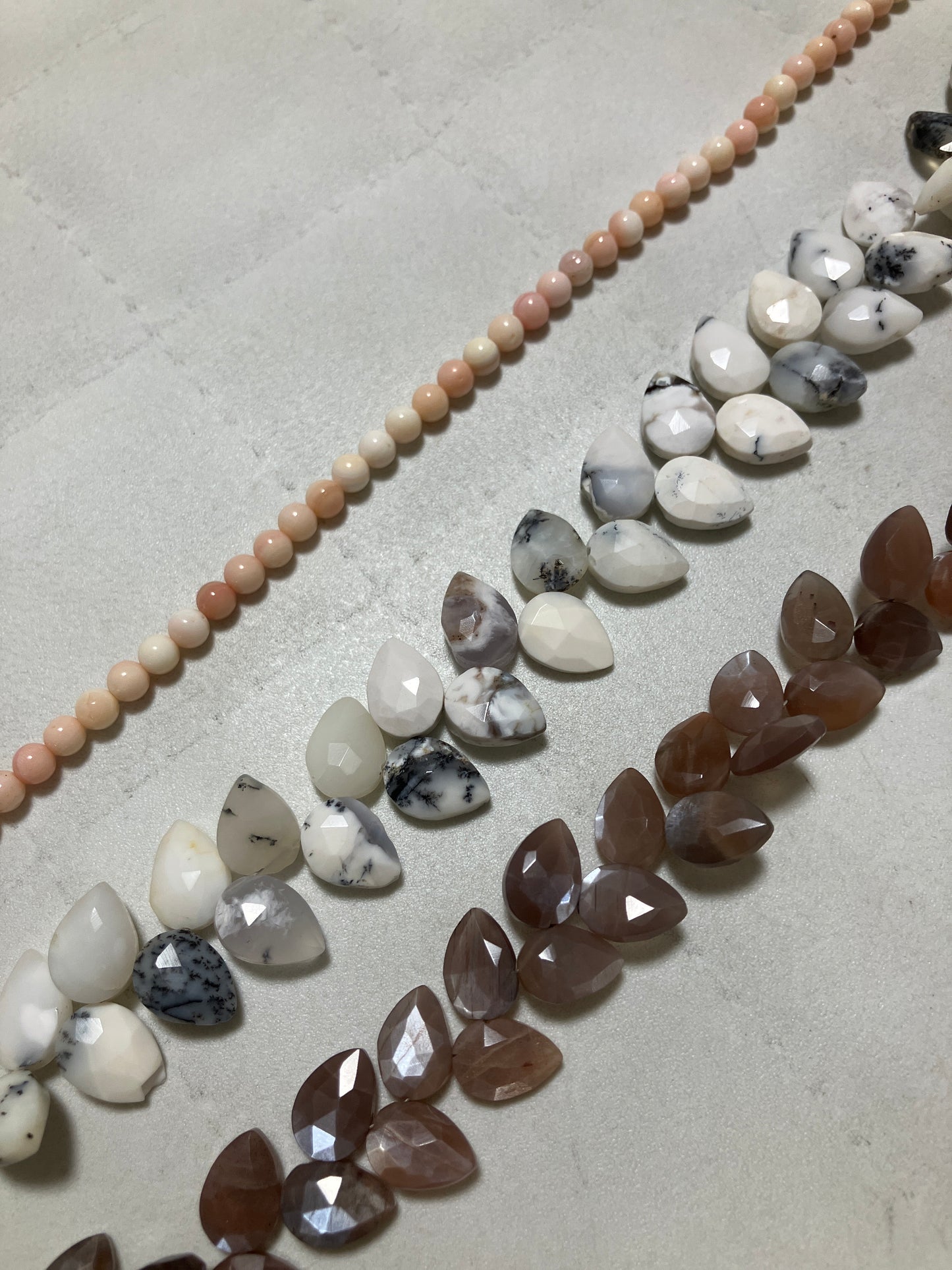 naomamaさん 250409 天然石ビーズ