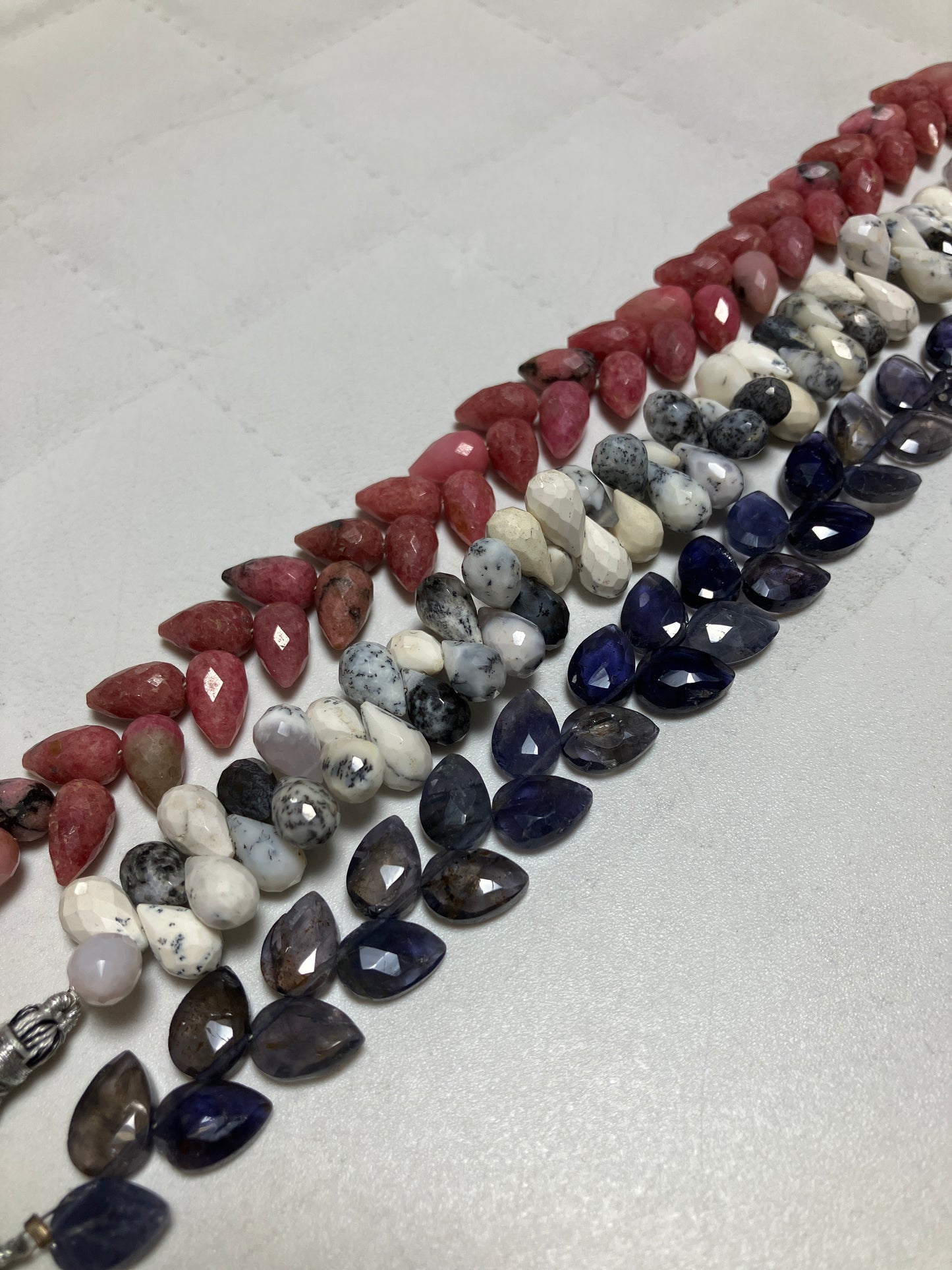 fukuさん 250310 天然石ビーズ