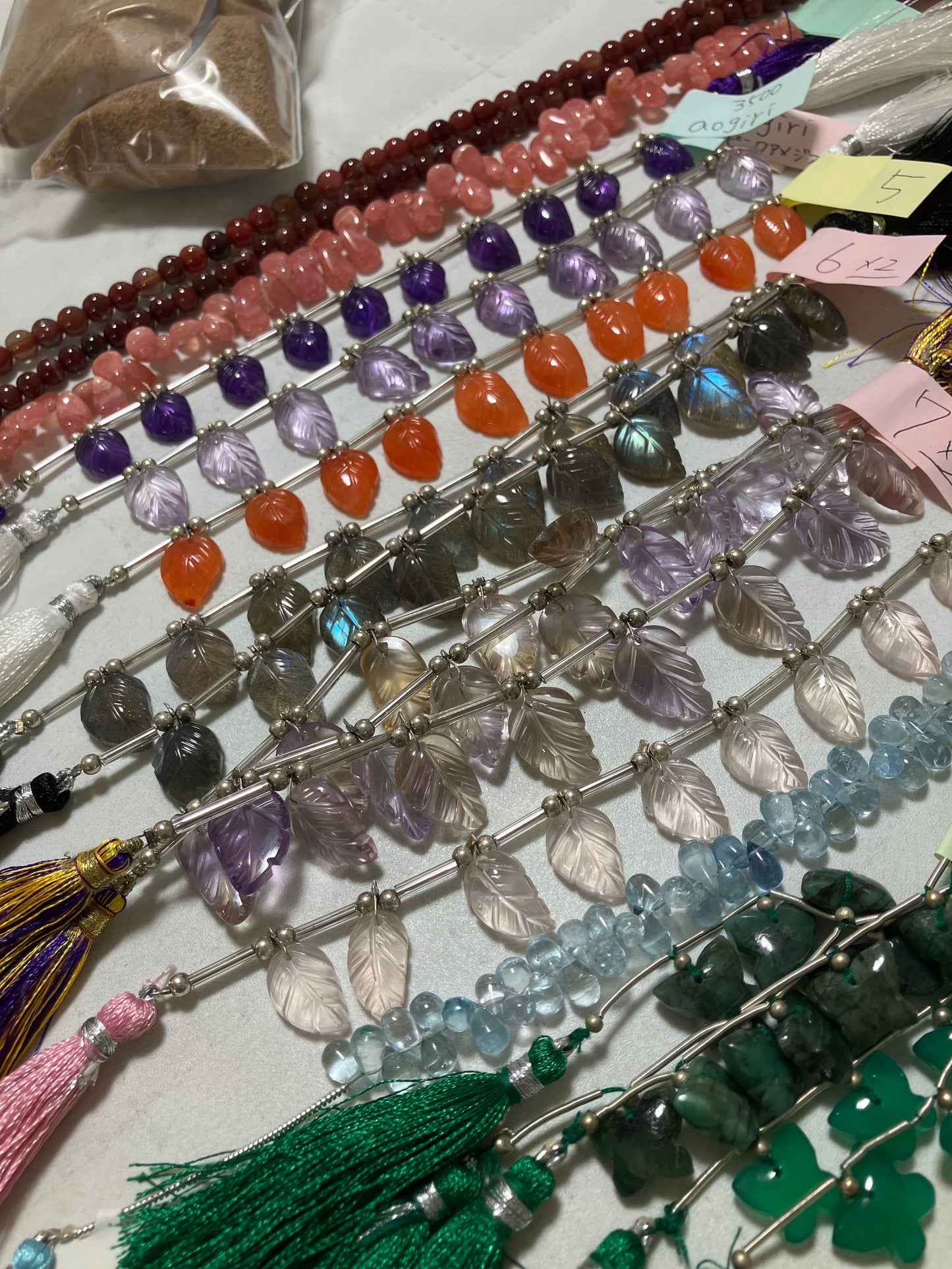 aogiriさん 241111 天然石ビーズ