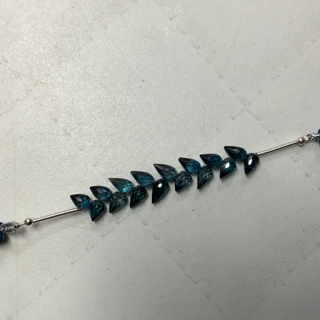 meさん 1206 天然石ビーズ