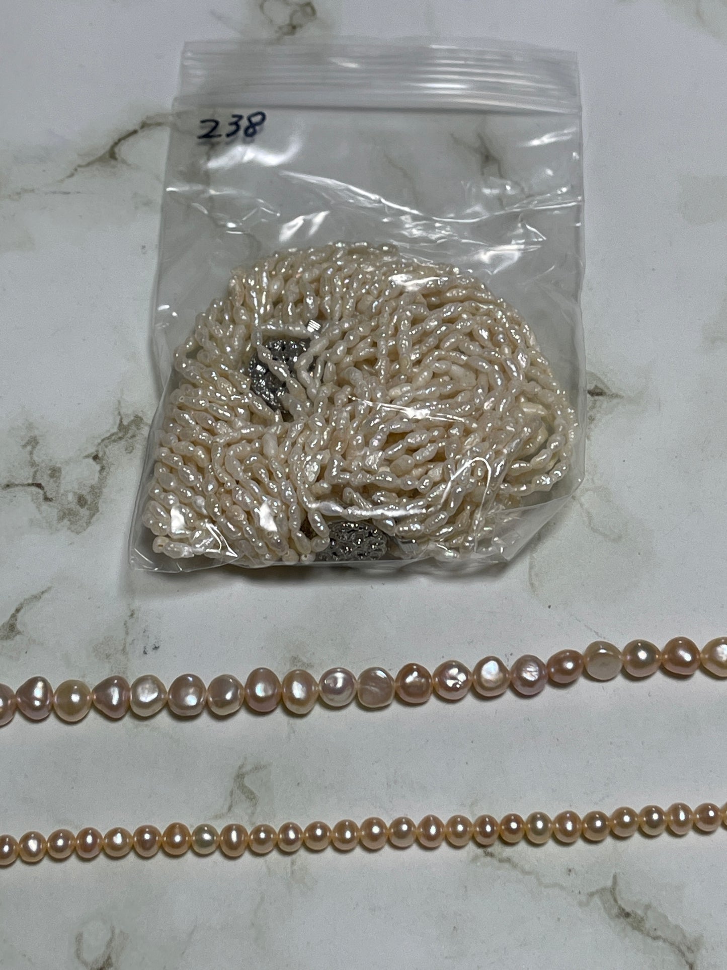 nobuさん　251121   天然石ビーズ