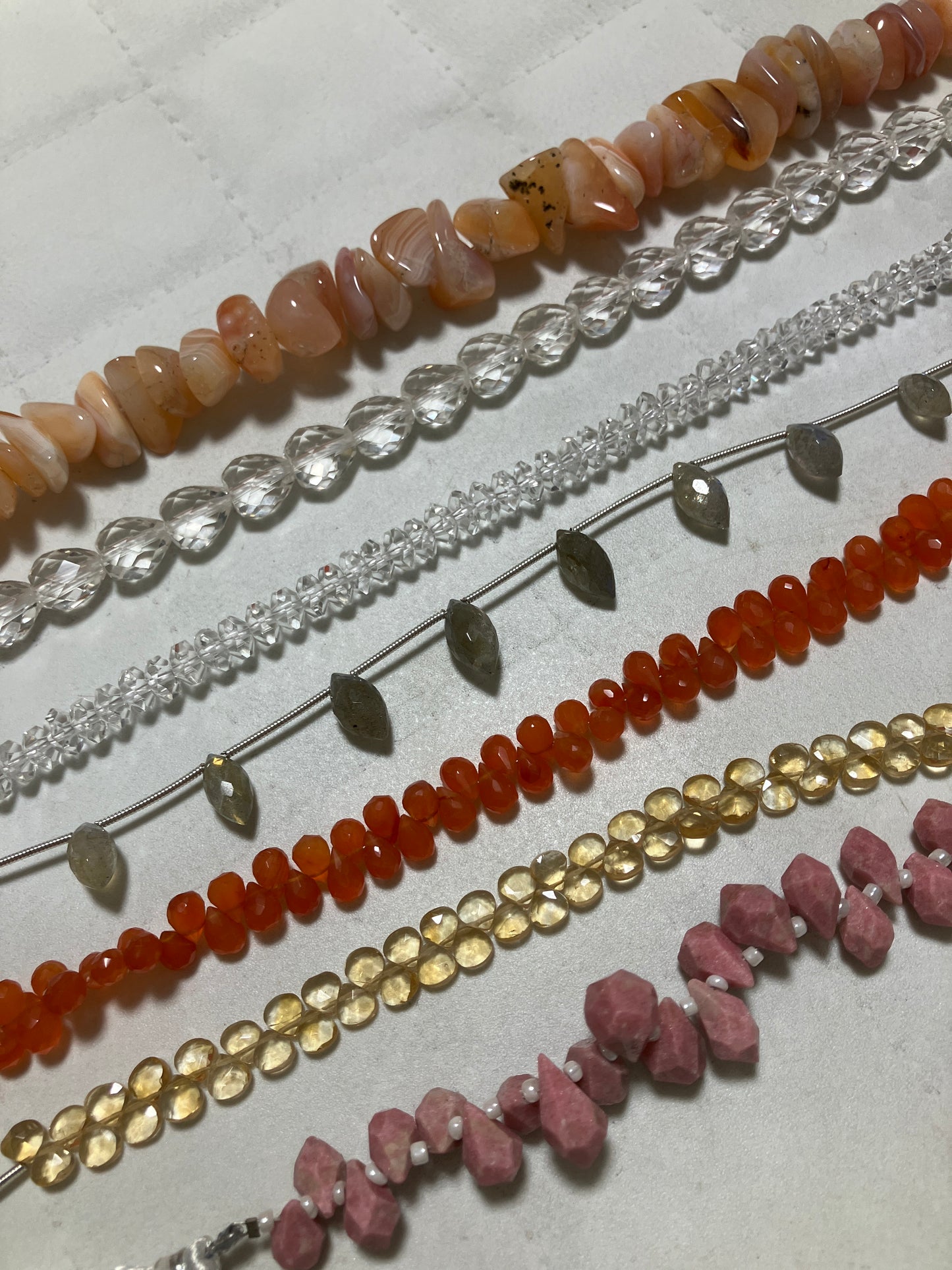 fiestaさん 250929  天然石ビーズ