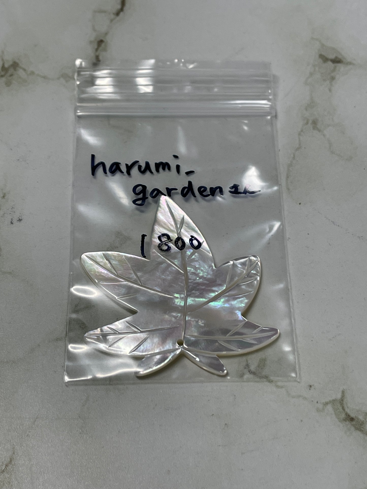 harumi_gardenさん  251128   天然石ビーズ