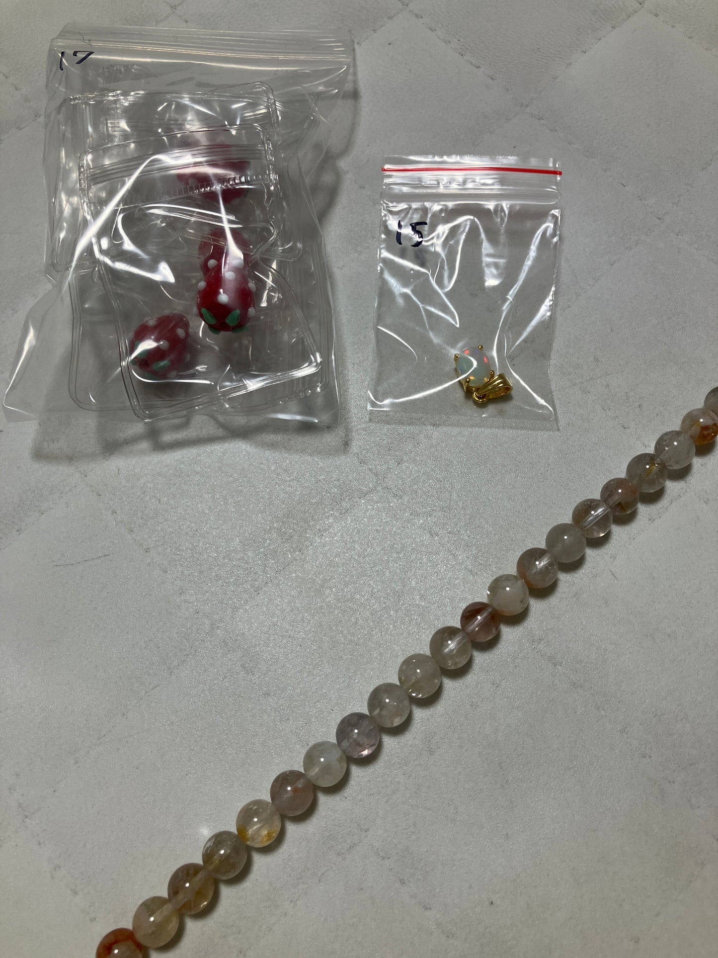 spacecowboyさん　251030  天然石ビーズ