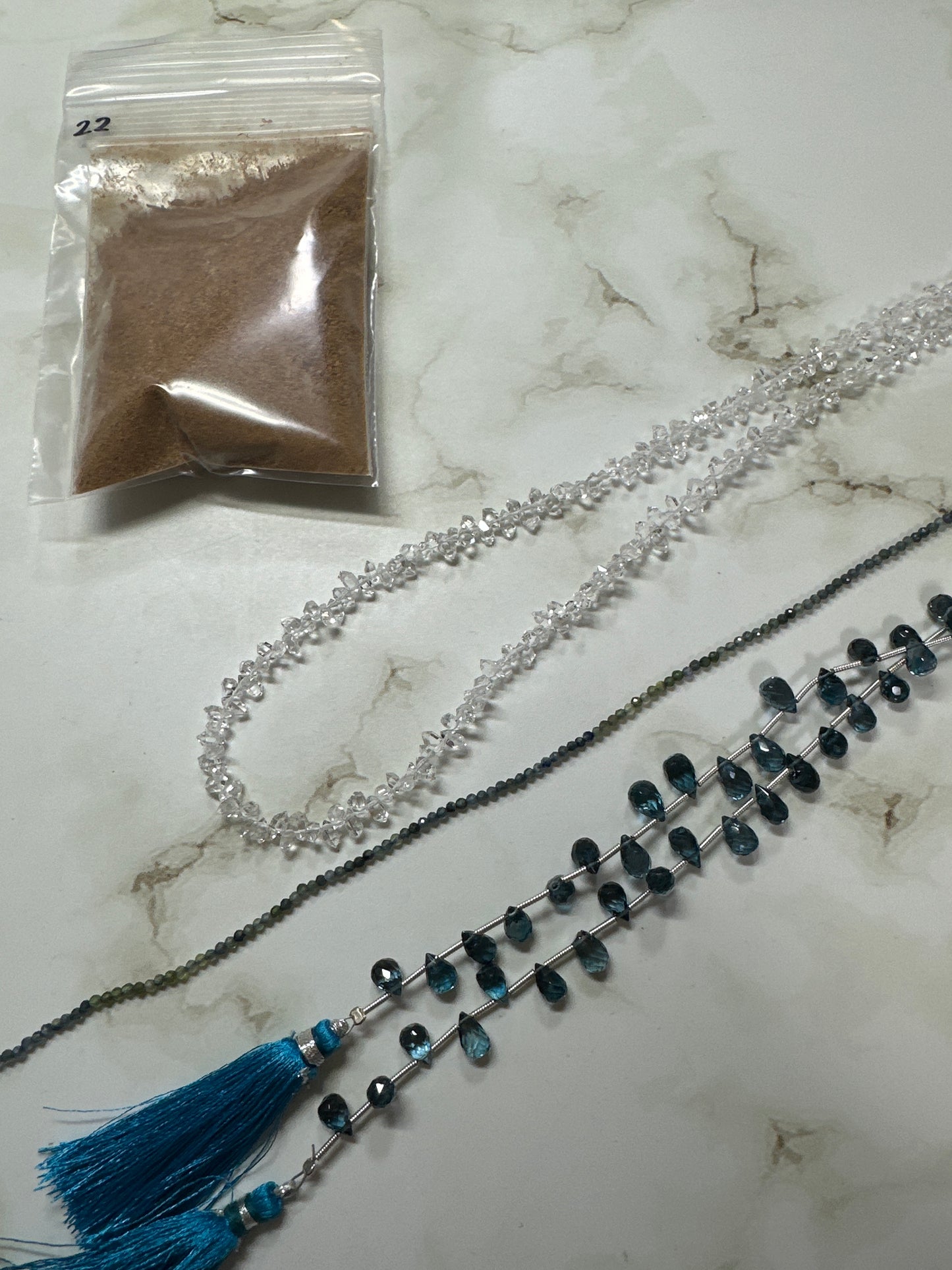 mikarinssさん　250217  天然石ビーズ