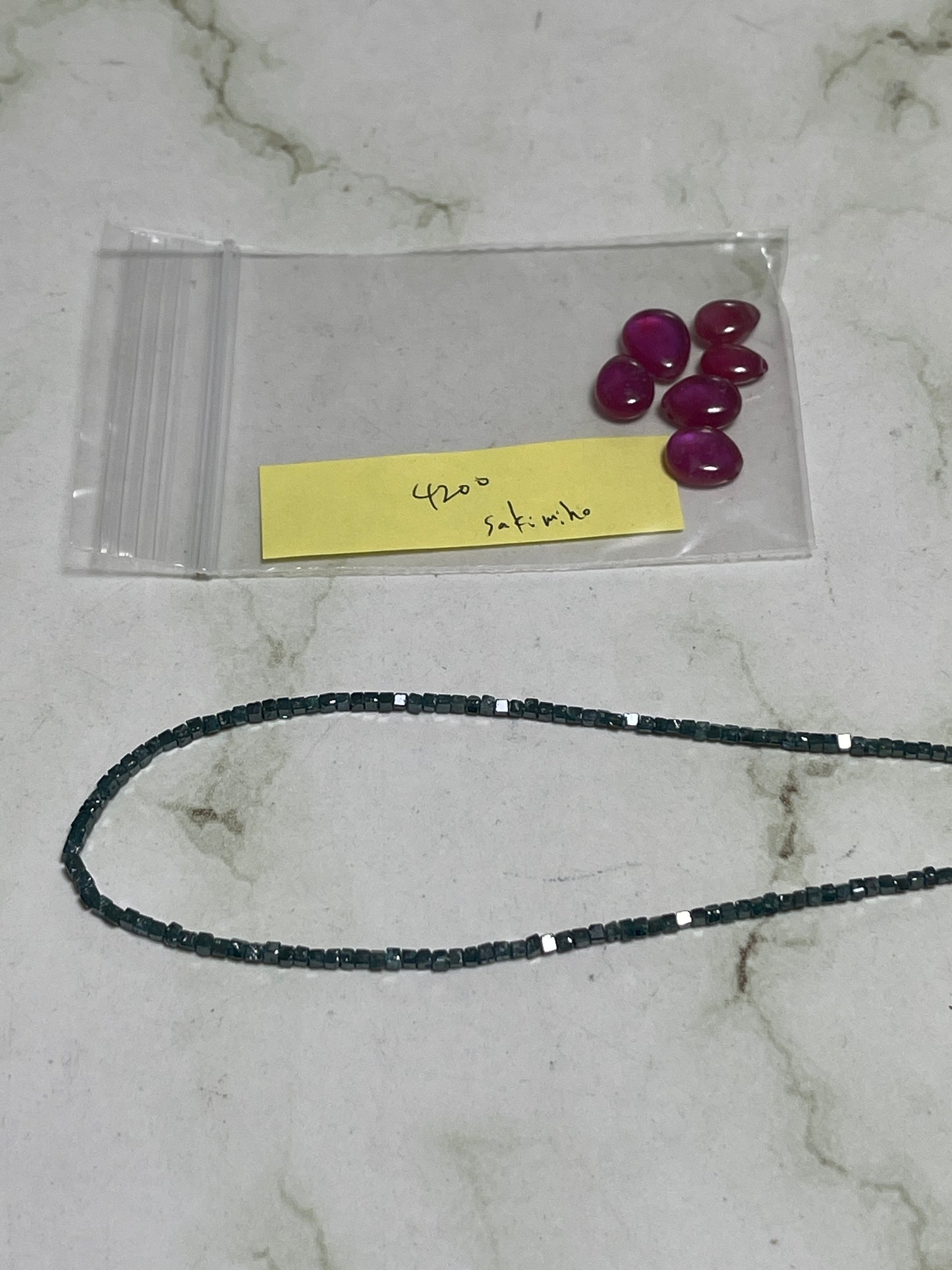 sakimihoさん　260820   天然石ビーズ