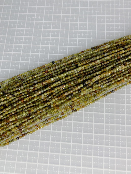 K-032 グリーンガーネット (小粒)